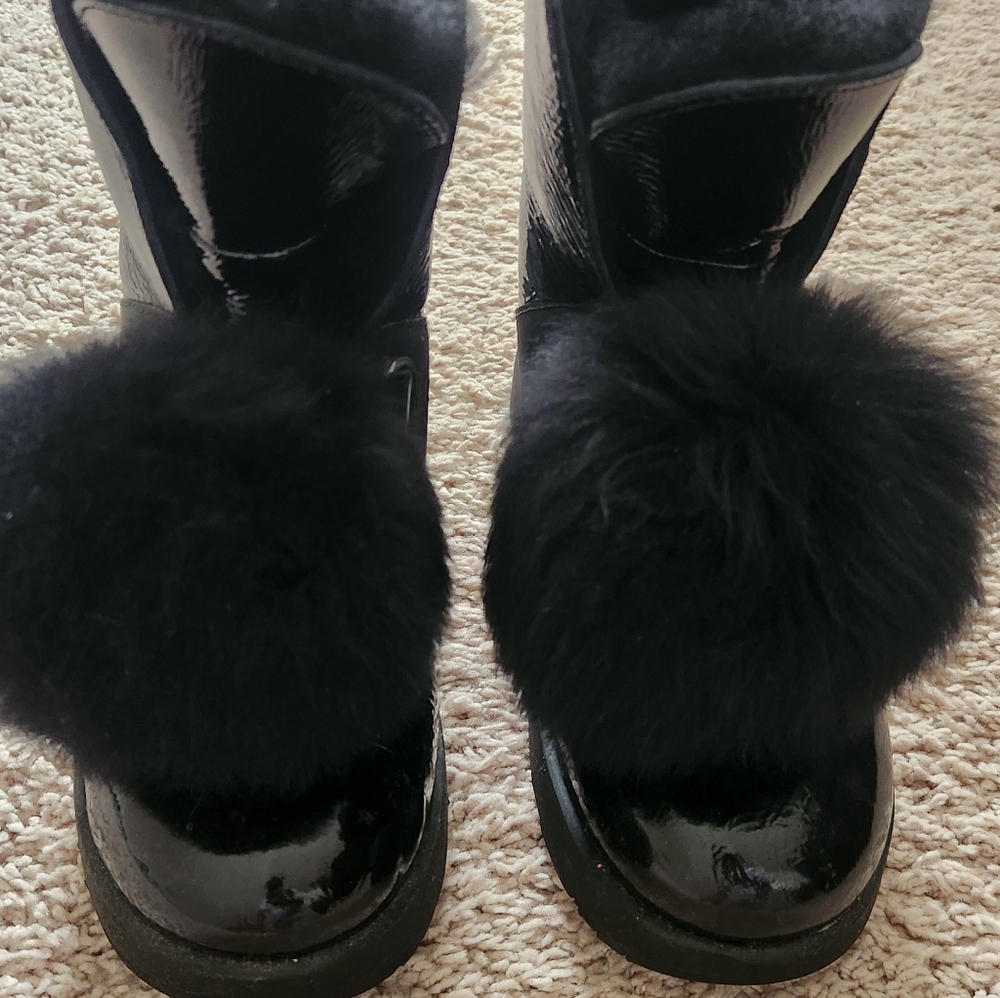 Ugg Isley Shearling Pom Boot Leather Patent Black Sz. 6.5
